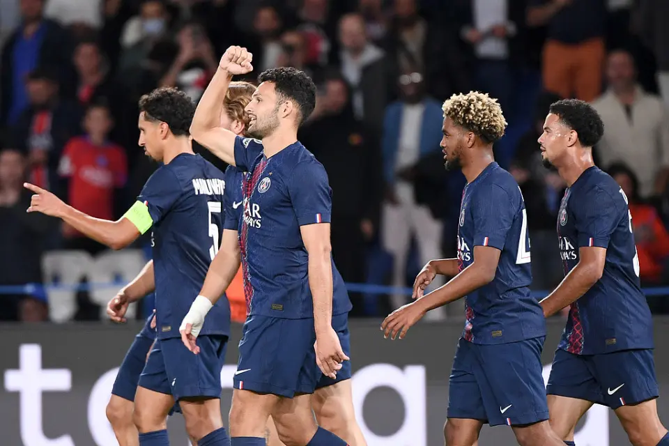 至第, 队并列领跑 至第, 队并列领跑